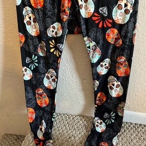 Skull head Leggins no size looks like small very small